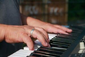 learn piano chords for beginners